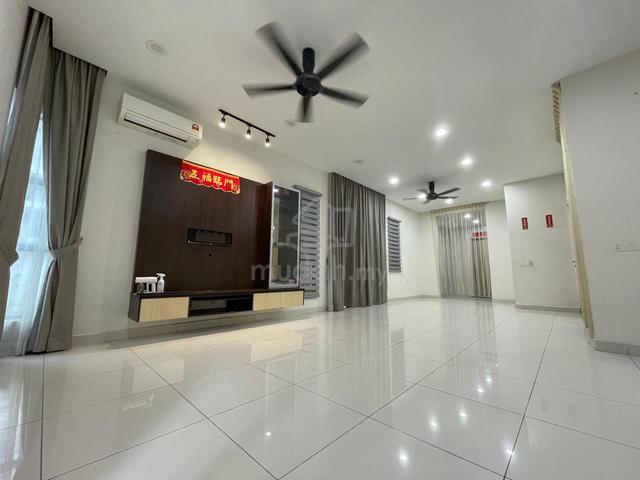 Nice Renovated Cluster Semi-D Periwinkle @ Bdr Rimbayu for Sales 1