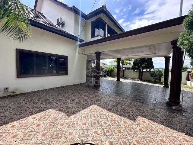 [ Nice+Reno ] 1.5sty Bungalow House , New Green Park , Rawang Town 2