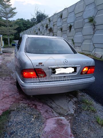 1995 Mercedes Benz 230 2.0 W114 (A) - 3
