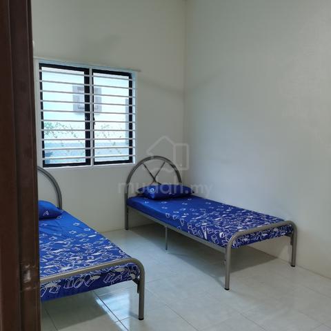 Bilik Di Rumah SemiD 1