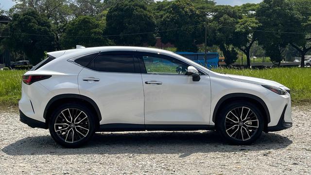 2023 Lexus NX250 2.5 LUXURY (A) 26K KM - 2