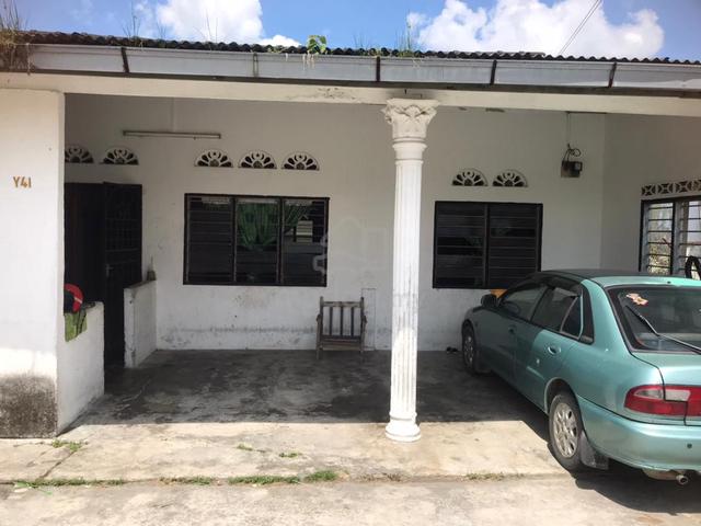 House in Kg. Baru Belakang Pasar Bidor For Sale 1