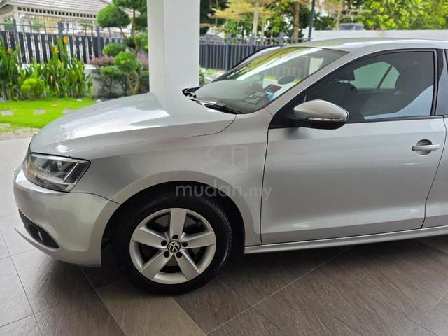 2015 Volkswagen JETTA 1.4 TSI (CKD) (A) - 4