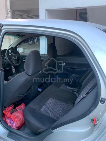 2010 Proton SAGA 1.3 BASE LINE (M) - 5
