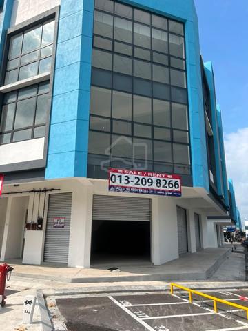 BRAND NEW SHOPLOT FOR RENT@Pekan Nanas 1