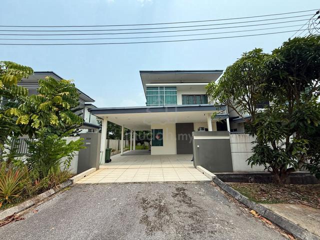BATU 12 DOUBLE STOREY SEMI DETACHED FOR SALE At TAMAN IN LING KUCHING 1