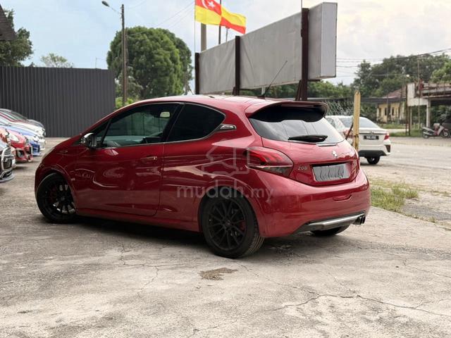 2014 Peugeot 208 1.6 GTi (6 Speed M)230HP HotHatch - 4