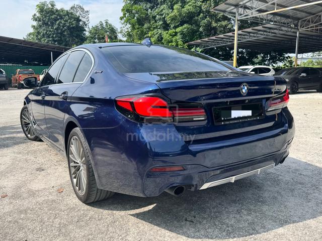 2018 Bmw 530E 2.0 (A) M Sport / LOAN KEDAI / BANK - 2