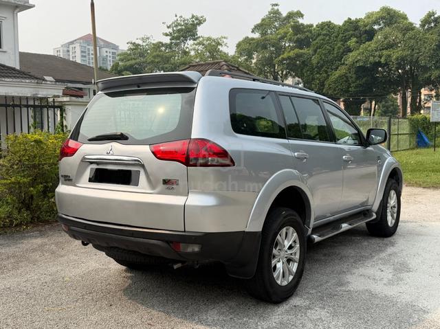 2015 Mitsubishi PAJERO 2.5 SPORT TIP TOP CONDITION - 3
