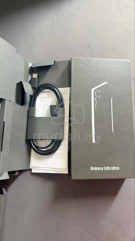 Samsung S25 Ultra 512GB - photo 3 of 6