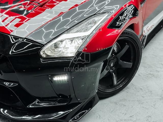 2014 Nissan GT-R 3.8 Black Edition (Japan) - 4