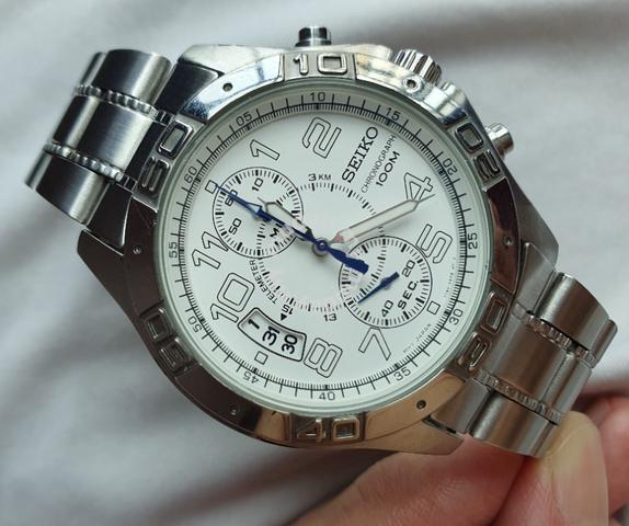 SEIKO Chronograph Quartz 40mm - Watches & Fashion Accessories for sale in  Seri Kembangan, Selangor