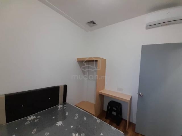 VERY NEAR CIQ MEDIUM ROOM ( Stulang ) 2