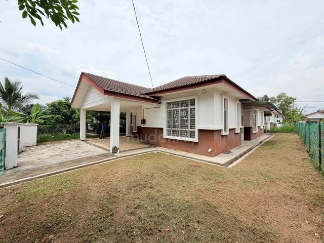 (RUMAH CANTiK) BUNGALOW MAHKOTA HILLS 1