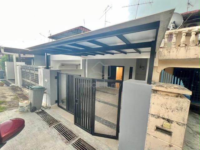 Full renovated Refurbish Kulai Saleng 2 storey low cost Endlot 1
