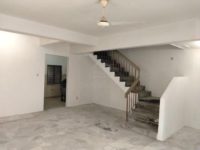 Bandar Mahkota Cheras 2 Storey Terrace House For Rent 1