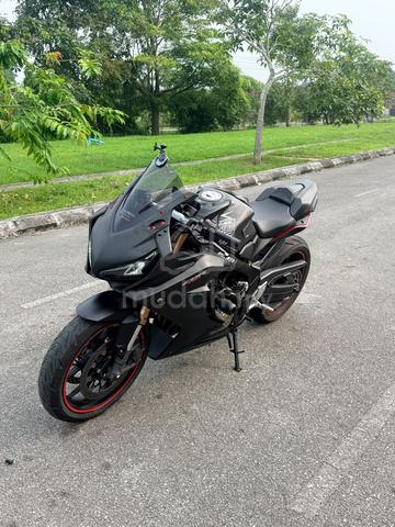Honda CBR650R FOR SALE - photo 3 of 3