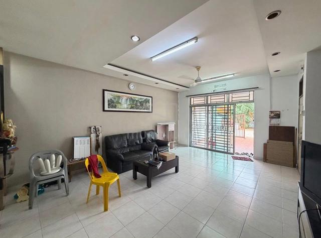 Full Loan Nusa Bestari Double Storey Good Condition 1