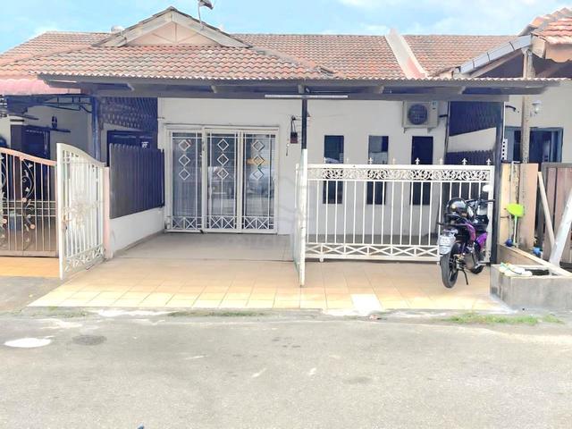 1 storey Tmn Warisan Megah Kota Warisan Sepang Extended and renovated 1
