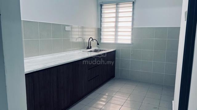 Rumah Teres 2 Tingkat, Taman Meranti Putra, Puchong 1