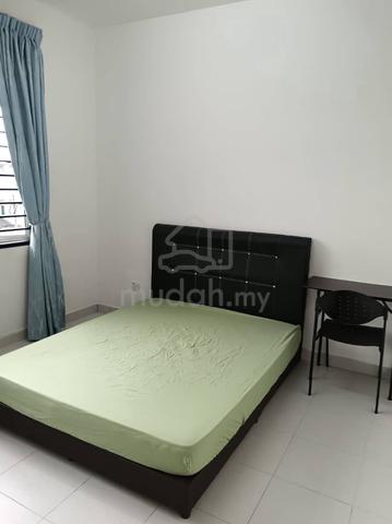 Female room for rent at Gelang Patah @ Iskandar Puteri 4