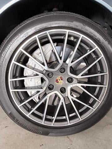 2018 Porsche CAYENNE 4.0 TURBO Very HIGH Spec - 5
