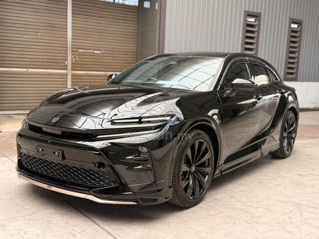 2024 Recon Toyota CROWN 2.5 SPORT Z Modelista - 1