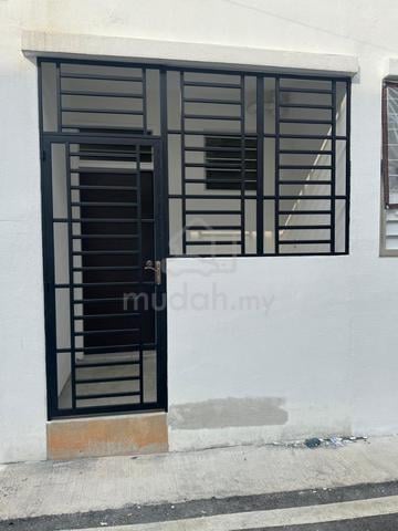 TOWNHOUSE RUMAH (RENTAL) Bandar Idaman Putra 1