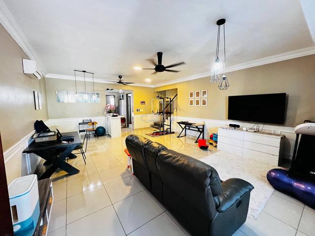 freehold   1,539 sqft   3 bilik   3 bilik air  the strata bangi  1