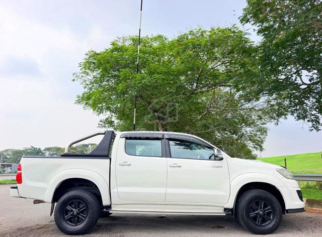 Toyota Hilux 2.5 G TRD Sportivo(A)1owner NoOffRoad - 5