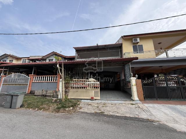 Facing Open 2 Storey Terrace House @'Taman Sri Aman,Lukut 1