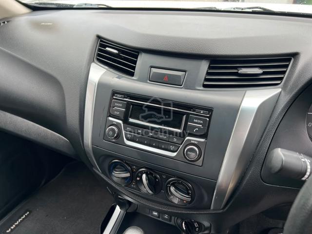 2022 Nissan Navara NP300 2.5 SE 4x4 (AT) - 5