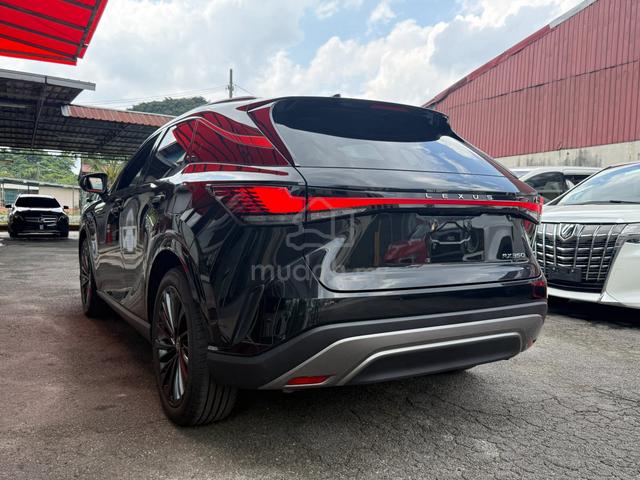 2023 Lexus RX350 L Black + Black Leather Interior - 5