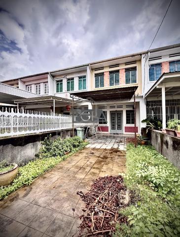 Double-Storey Art Deco Terraced House | Solok Tavoy, George Town. 1