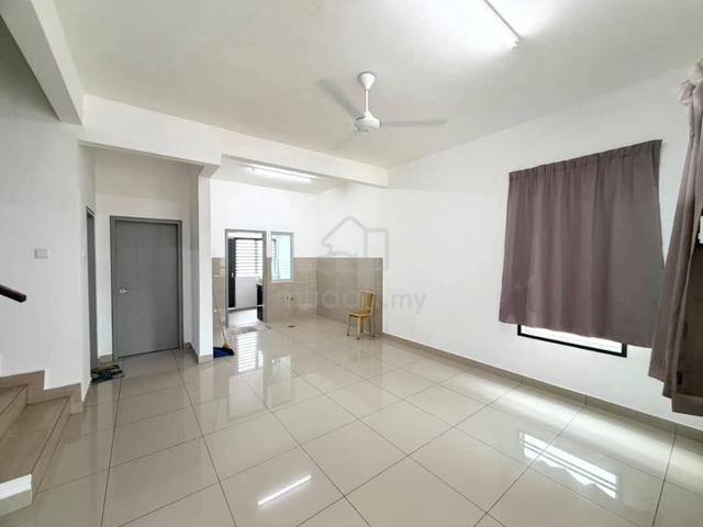 Ayera Residences, Permas Jaya, Double Storey end lot, Gng 1