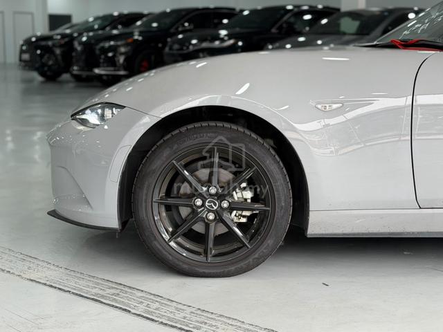 2025 Mazda Roadster MX5 1.5 Soft Top - 5