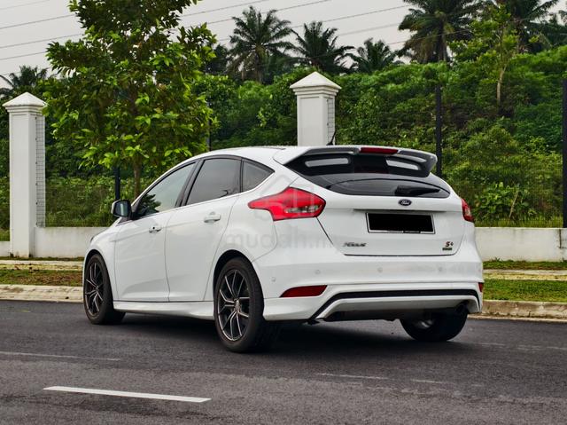 {2016}Ford FOCUS 1.5 ECOBOOST SPORT+ FACELIFT F/Lo - 4