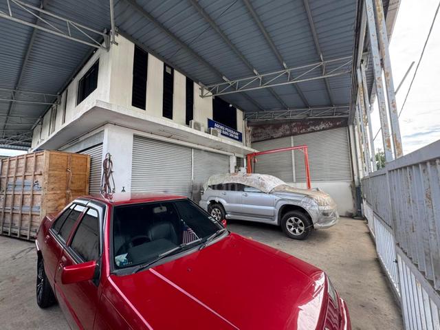 4 Storey Semi D Warehouse cum office Malim Jaya Bachang 1