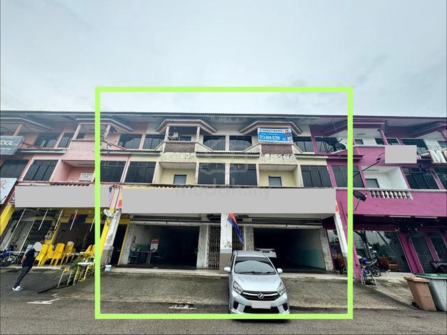 2 Unit Shoplot Facing Main Road For Sale@ Kluang, Johor 1