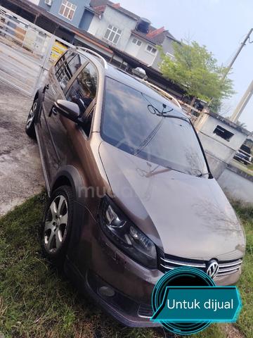 2012 Volkswagen CROSS TOURAN 1.4 TSI (A) - 4