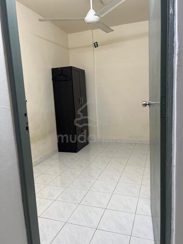 Bilik SINGLE untuk disewa 1