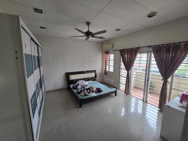 Bandar Puteri 12 Puchong double storey high hill 9xxk 1