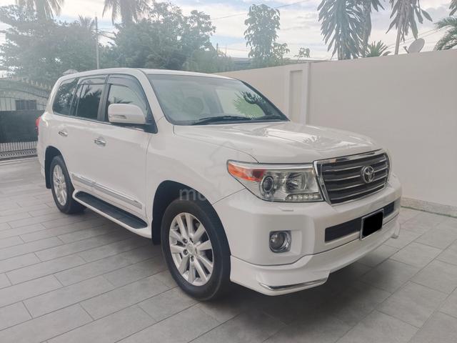 2012/13 LANDCRUISER URJ202W ZX Facelift 4.6L Eco - Cars for