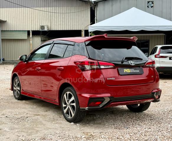 2021 Toyota YARIS 1.5 E FACELIFT (A) ONE OWNER - 3