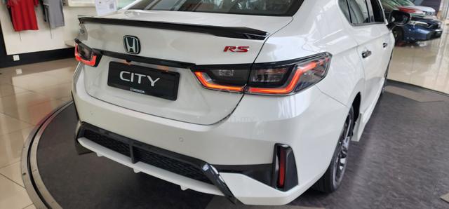 NEW Honda CITY FACELIFT with Rebate - 5