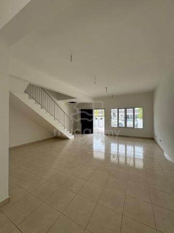 M Senyumia 2 Storey Terrace Partial Furnished for rent 1