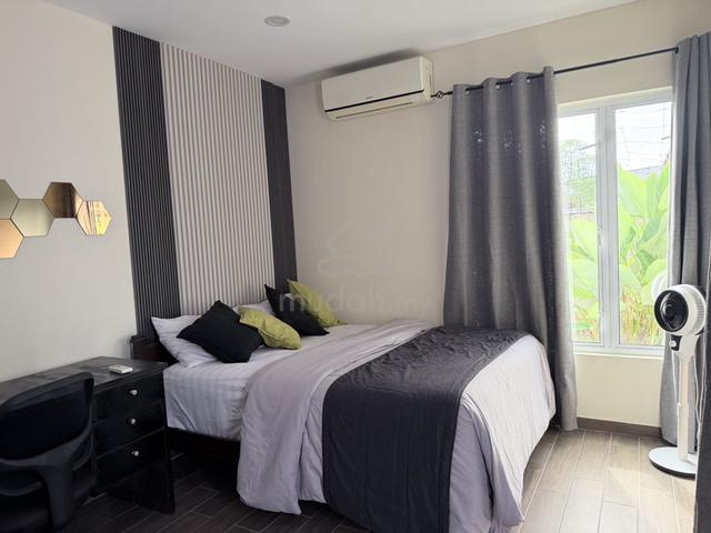 Cozy Backyard Room for Rent @ Golden Hill Villa, Bintulu 1