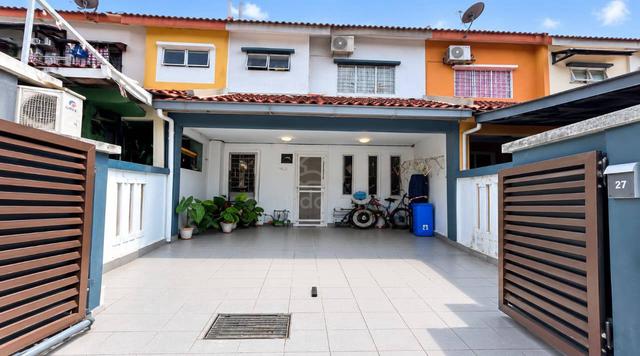 2 Storey Renovated SP6 Bandar Saujana Putra 1