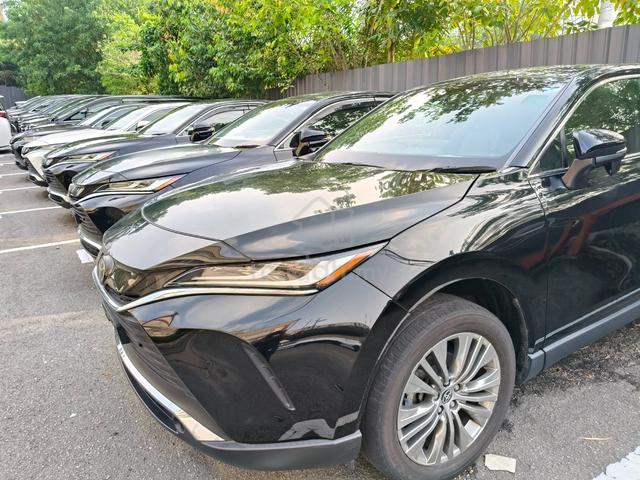 Toyota Harrier Facelift 2021 S, G, Z spec - 4