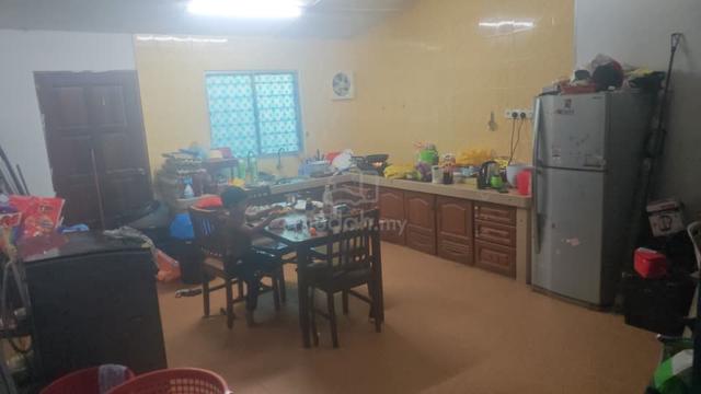 Selangor Banting Leasehold Terraced House For Sale 1
